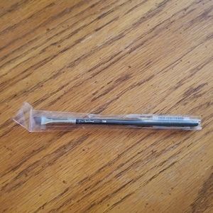 MAC Eyeliner Brush 266